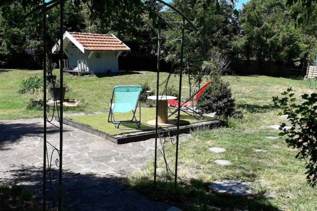 Gites, Les Jonquilles, Le Sagard Et Bungalow Les Brimbelles, Nature Et Detente La Houssiere ภายนอก รูปภาพ